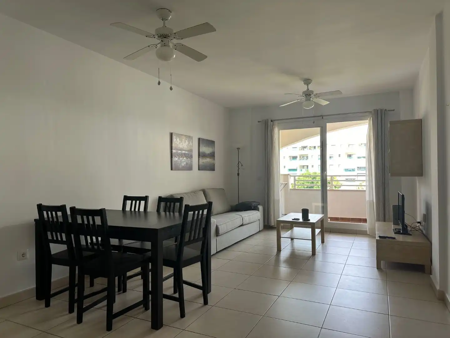 Sala de estar de Piso de alquiler en Vélez-Málaga con Aire acondicionado, Calefacción y Piscina