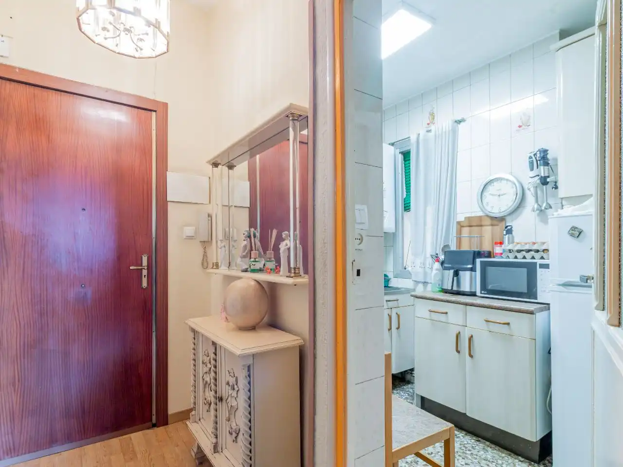Kitchen of Flat for sale in  Madrid Capital  with Terrace