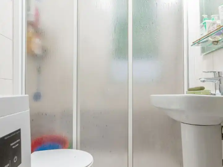 Bathroom of Flat for sale in  Madrid Capital  with Terrace