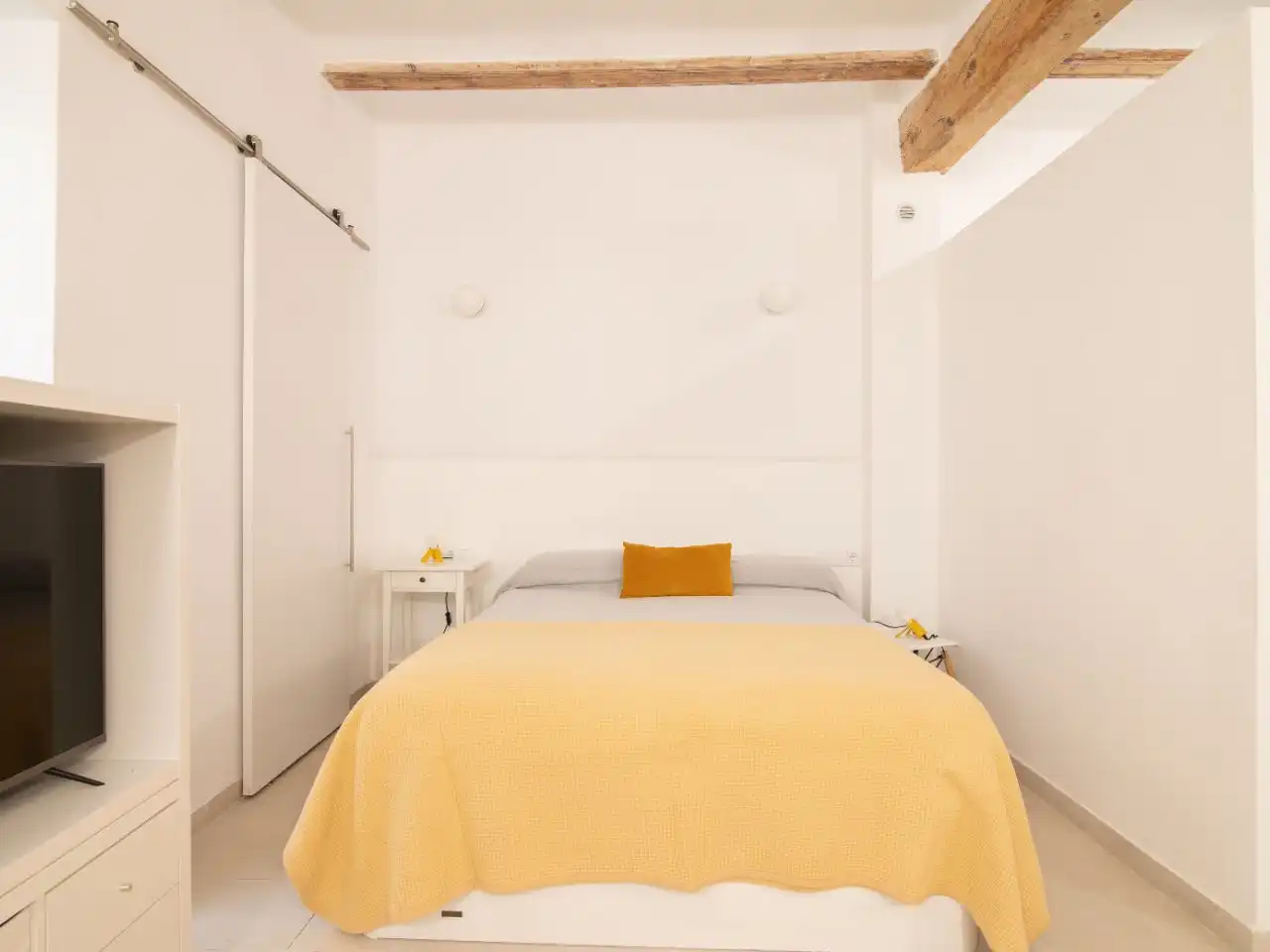 Schlafzimmer von Wohnung zum Verkauf in  Valencia Capital mit Klimaanlage