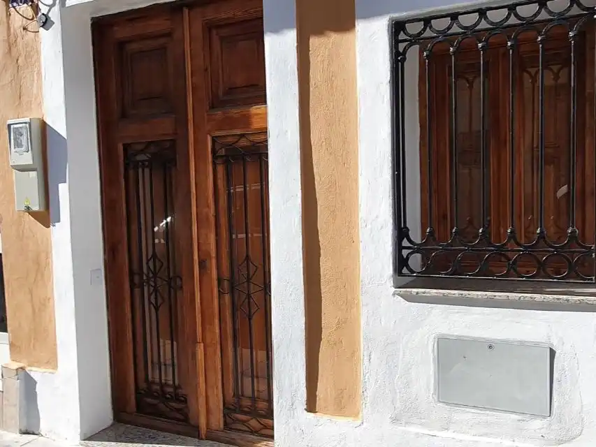 Außenansicht von Wohnung zum Verkauf in  Valencia Capital mit Klimaanlage