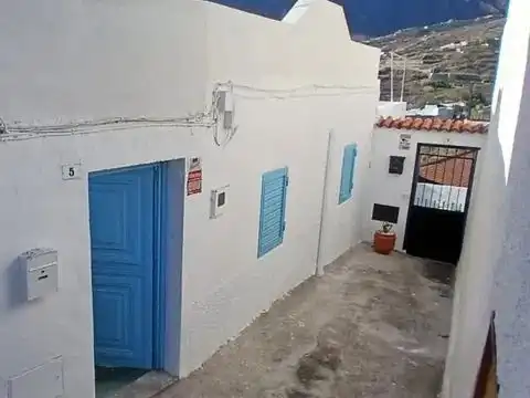 Casa adosada en venta en Calle Chacaica, 27, Centro Vista exterior de Casa adosada en venta en Güímar con Terraza y Balcón