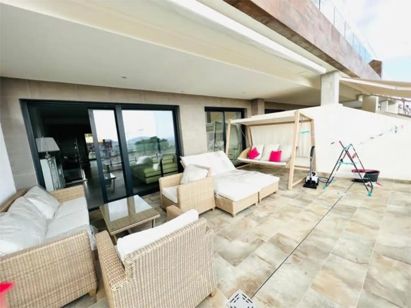 Wohnungen zur Miete in Balcón de Finestrat - Terra Marina Terrasse von Wohnungen zur Miete in Finestrat mit Terrasse und Schwimmbad