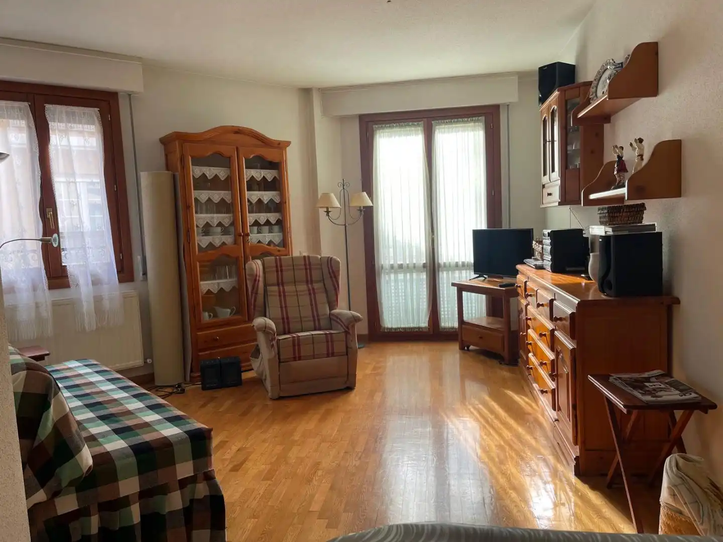 Wohnzimmer von Wohnung zur untervermieten in Estella / Lizarra mit Heizung, Parkett und Möbliert