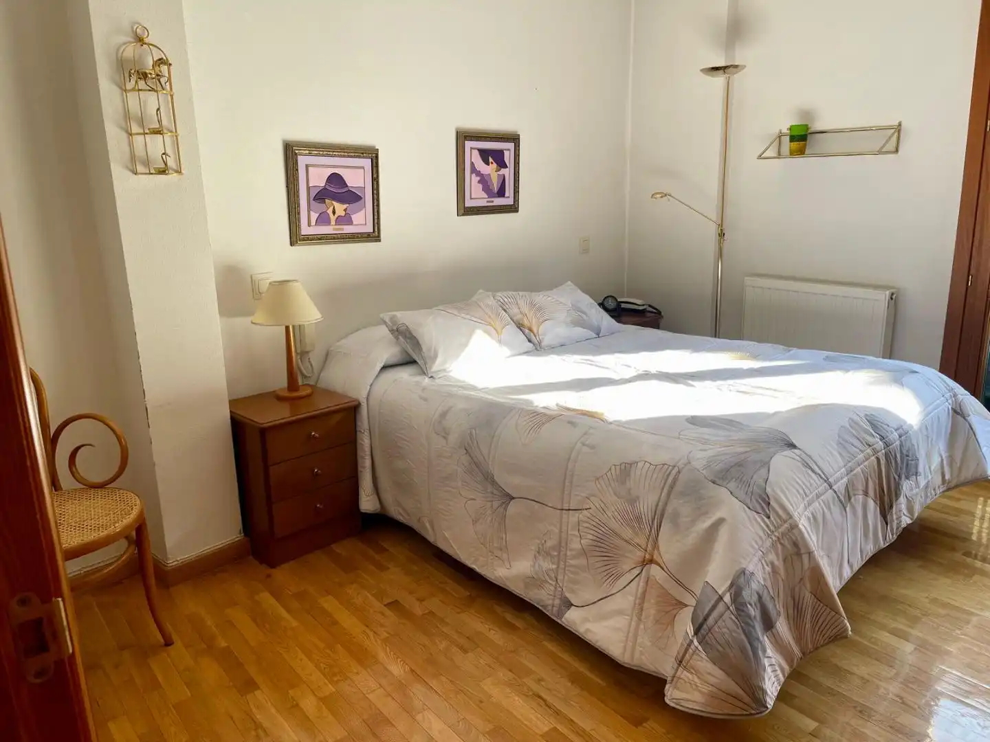 Habitación de Piso para compartir en Estella / Lizarra con Calefacción, Parquet y Amueblado