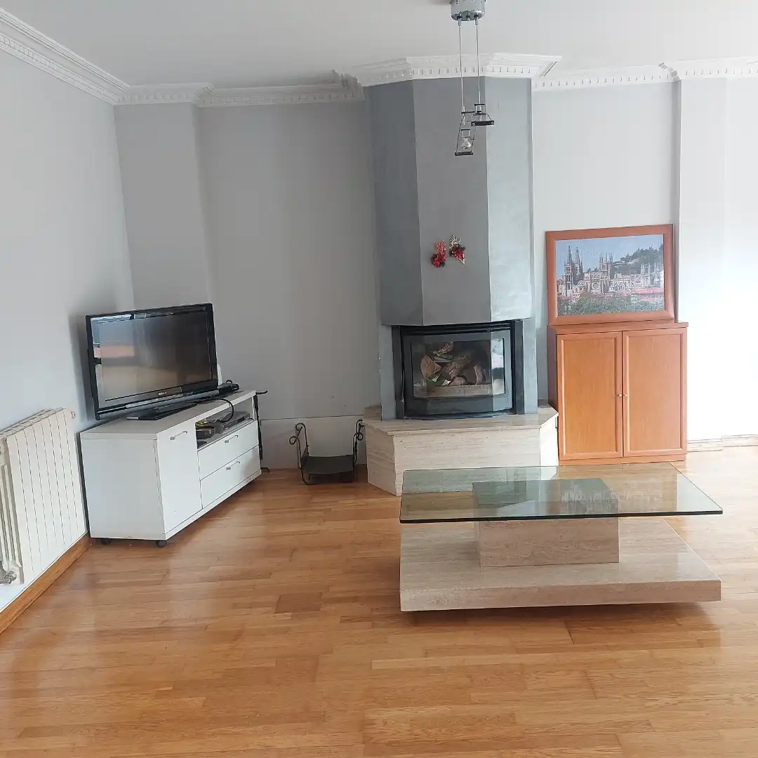 Casa o chalet en venta en Calle Camino Hondo, 1, Castrillo del Val Sala de estar de Casa o chalet en venta en Castrillo del Val con Calefacción, Jardín privado y Terraza