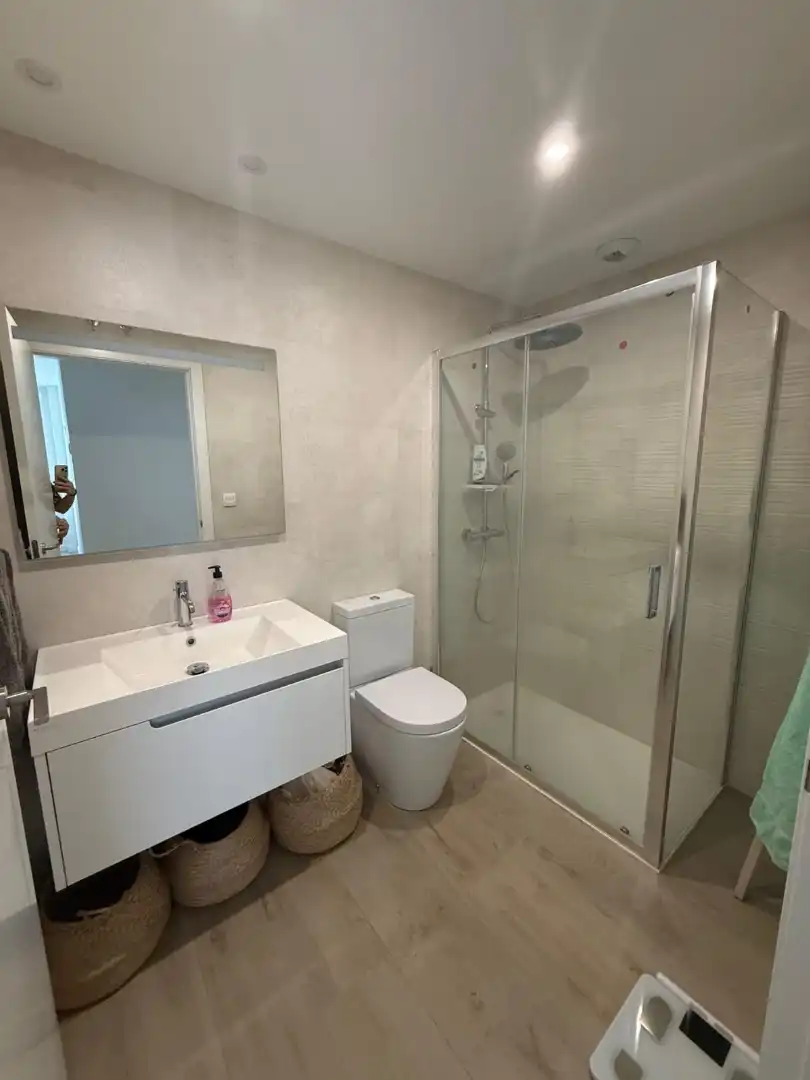 Flat for sale in Zarandoa Etorbidea, 3, Deusto Bathroom of Flat for sale in Bilbao with Terrace and Balcony