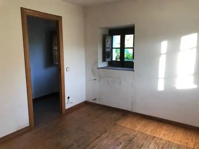 Wohnung zum Verkauf in Oviedo  mit Privatgarten, Terrasse und Abstellraum