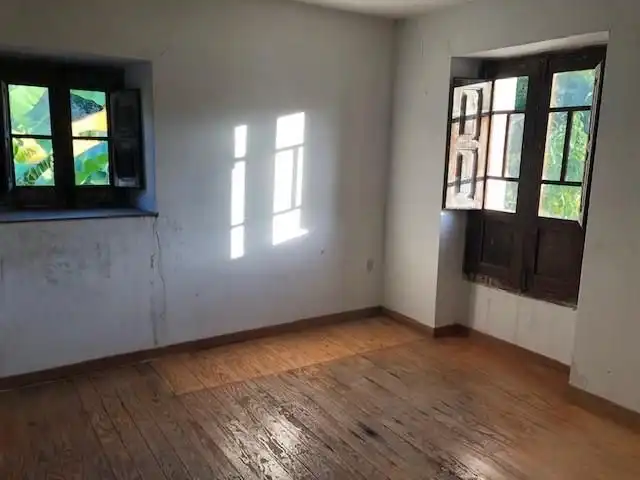 Wohnung zum Verkauf in Oviedo  mit Privatgarten, Terrasse und Abstellraum