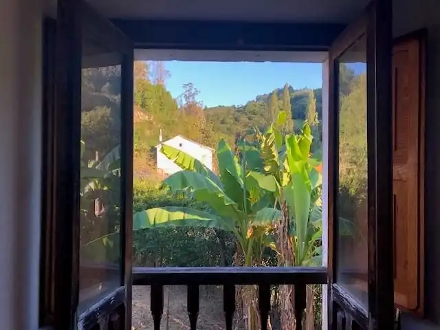 Außenansicht von Wohnung zum Verkauf in Oviedo  mit Privatgarten, Terrasse und Abstellraum