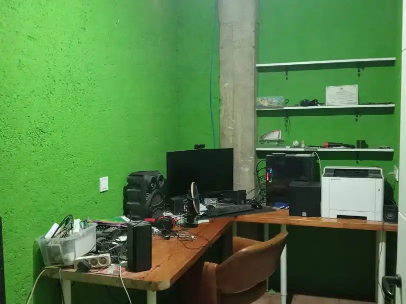 Wohnung zum Verkauf in Oviedo  mit Privatgarten, Terrasse und Abstellraum