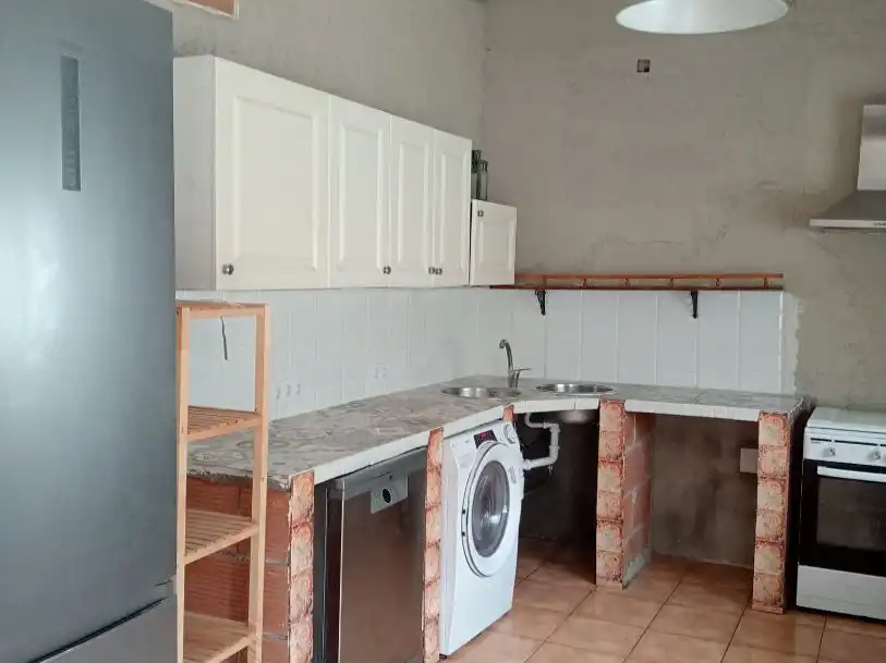 Küche von Wohnung zum Verkauf in Oviedo  mit Privatgarten, Terrasse und Abstellraum