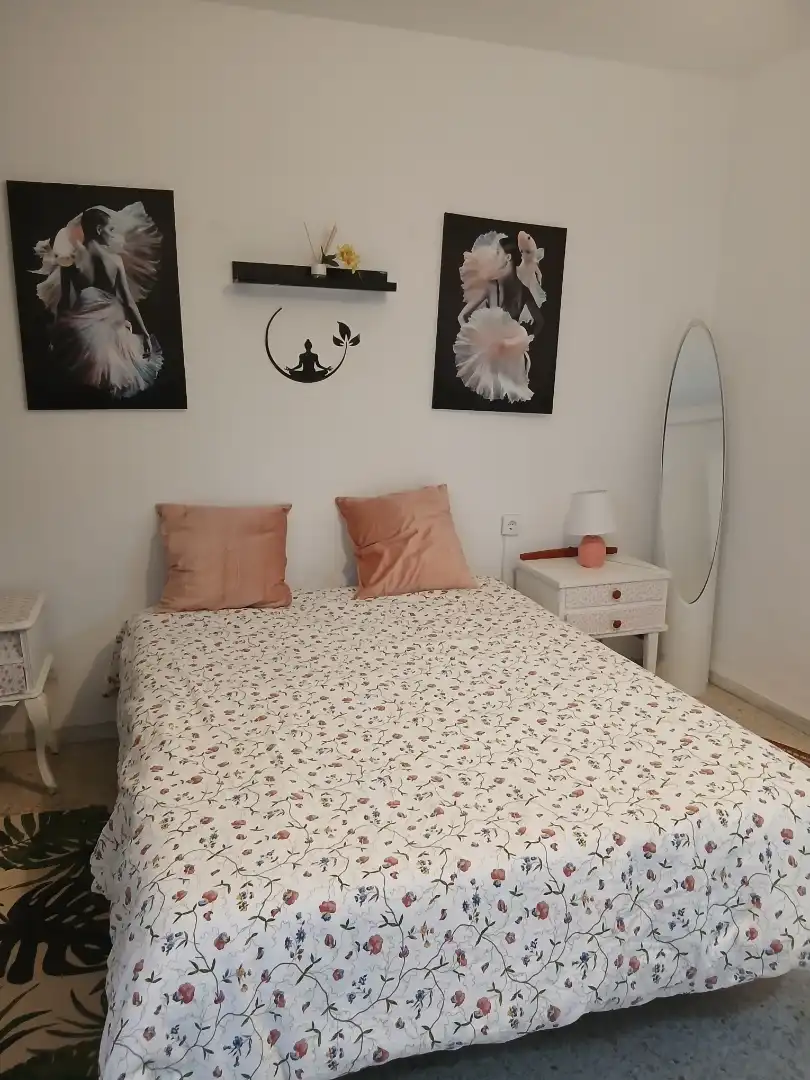 Flat for rent in Calle Cardenal Torquemada, 3, Las Ventas Bedroom of Flat for rent in León Capital with Heating, Furnished and Video intercom