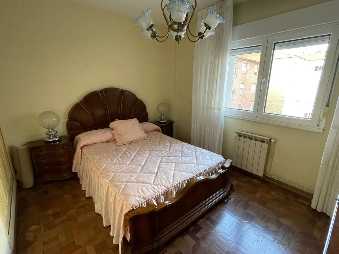 Bedroom of Flat for rent in Gijón 