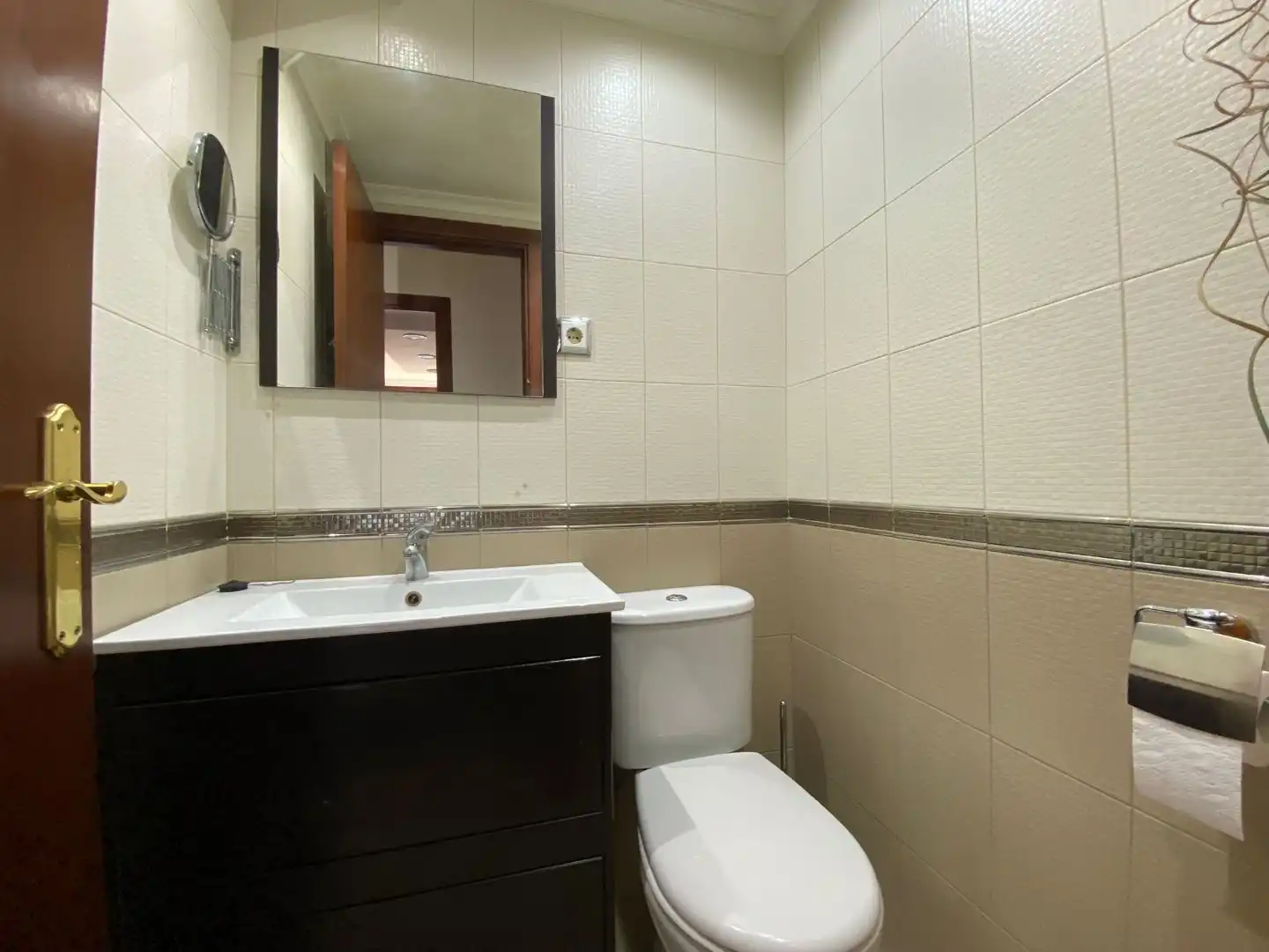 Piso en venta en Calle Baldomero Villegas, 1, Santoña Baño de Piso en venta en Santoña con Terraza