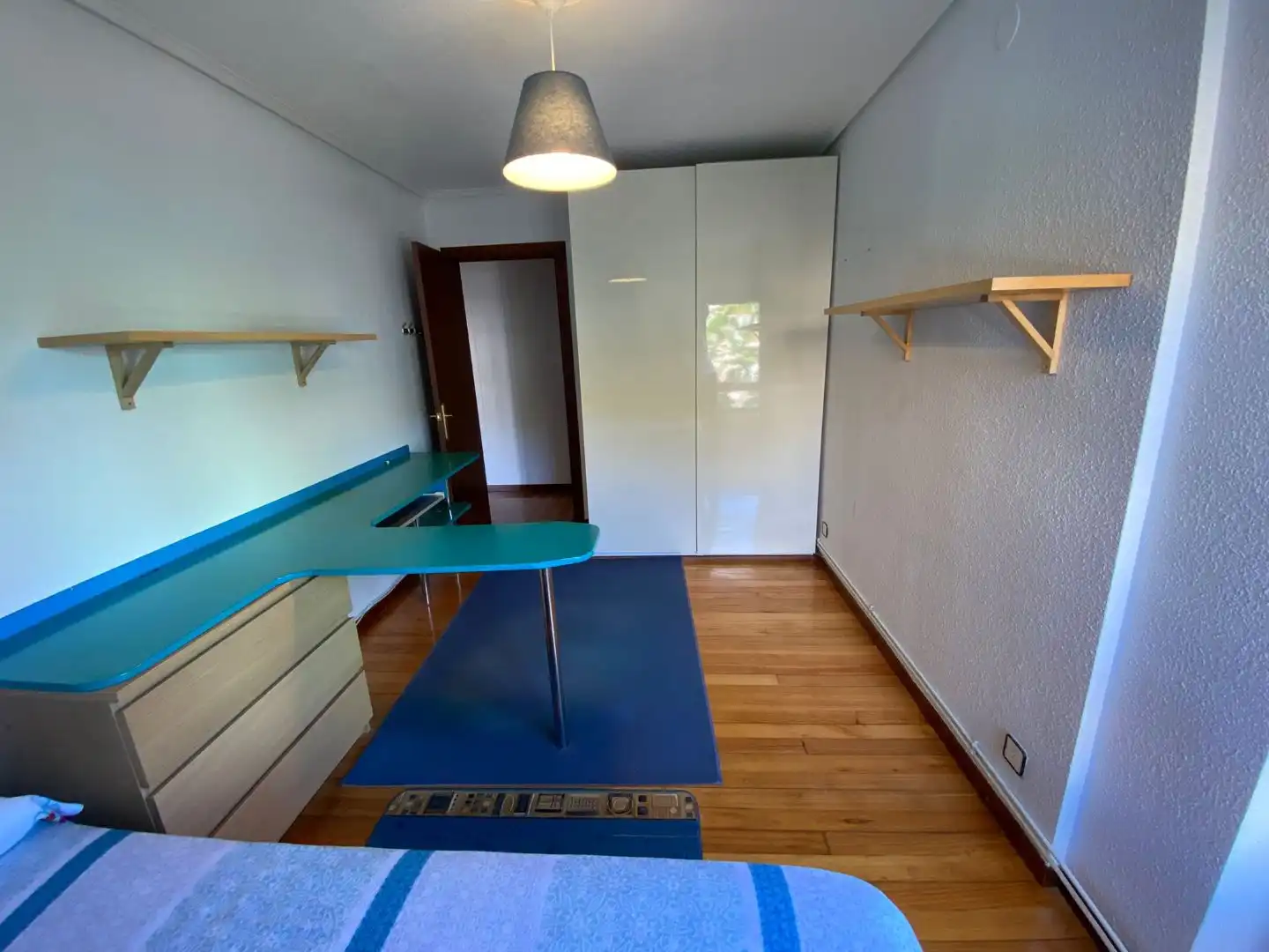 Piso en venta en Calle Baldomero Villegas, 1, Santoña Habitación de Piso en venta en Santoña con Terraza