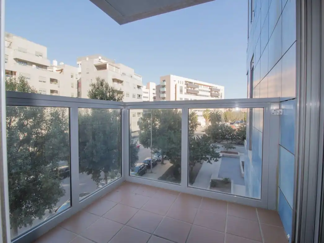 Terrassa de Pis de lloguer en Almería amb Aire condicionat, Calefacció i Parquet