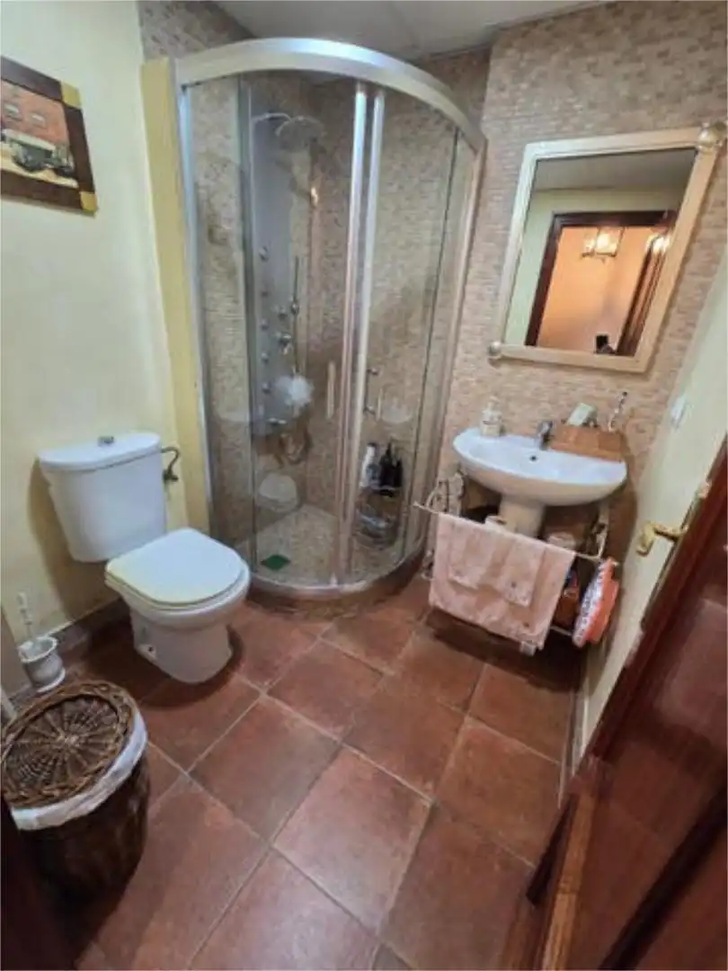 Casa adosada en venta en Los Molares Baño de Casa adosada en venta en Los Molares con Jardín privado, Terraza y Trastero