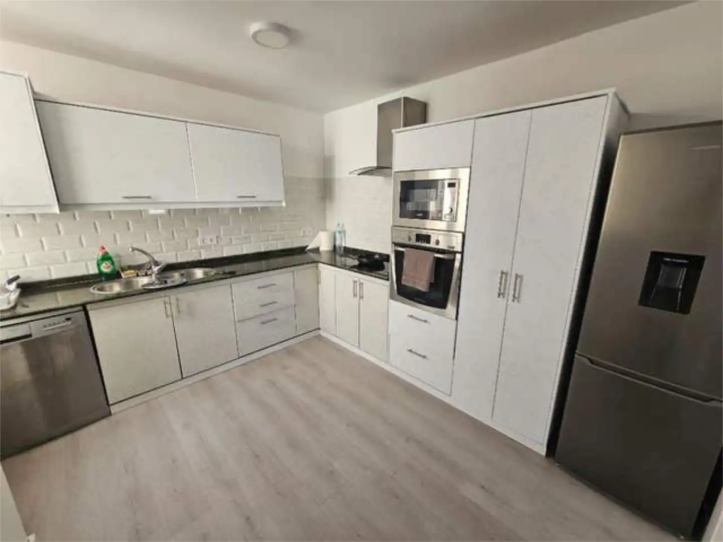 Küche von Dachboden zur Miete in Santa Lucía de Tirajana mit Privatgarten, Terrasse und Möbliert