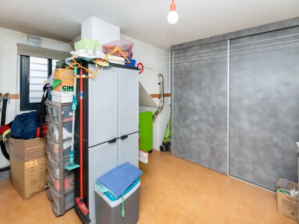 Casa adosada en venta en Calle Camelia, 31, Poniente Casa adosada en venta en Armilla con Aire acondicionado, Terraza y Balcón