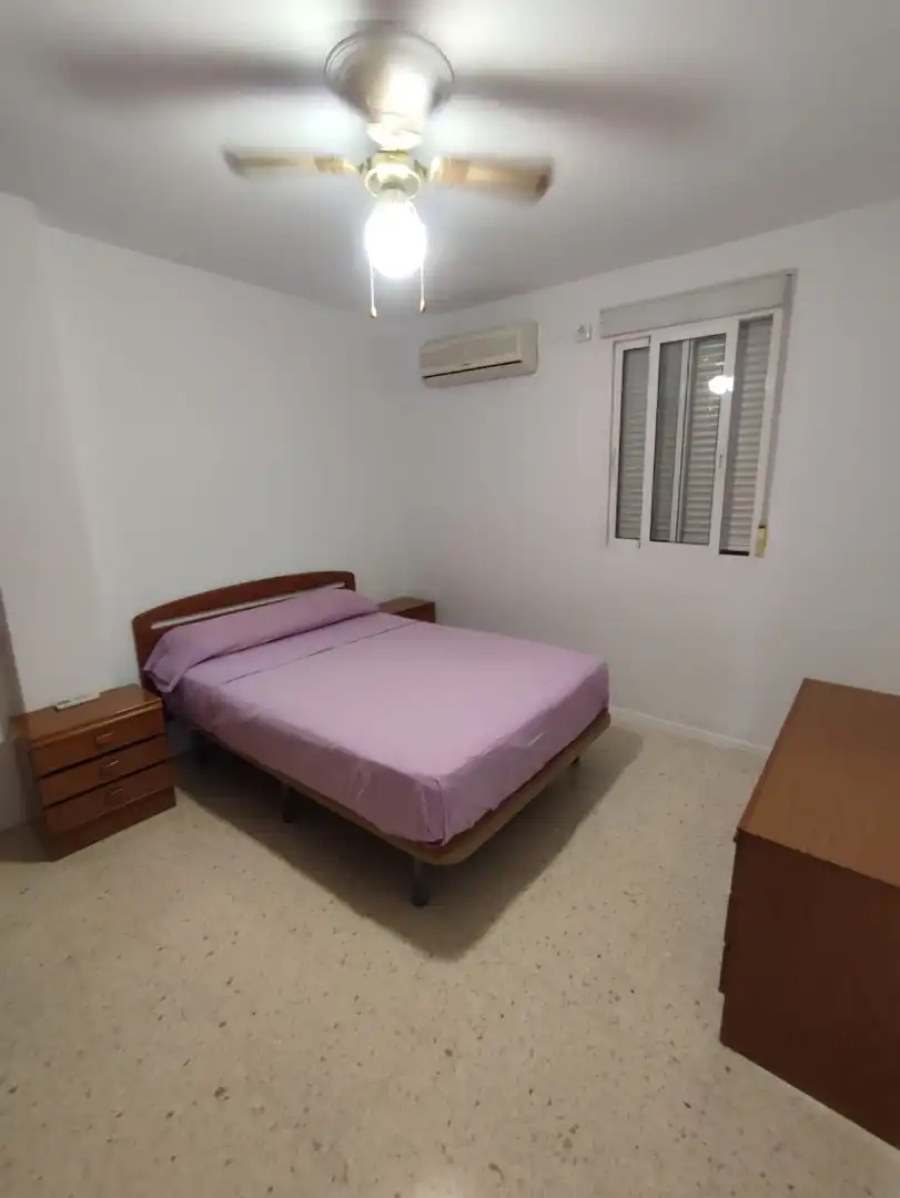 Habitación en Avenida de la Paz, 95, El Plantinar – Avda. La Paz - El Juncal Habitación en Avenida de la Paz, 95, El Plantinar – Avda. La Paz - El Juncal