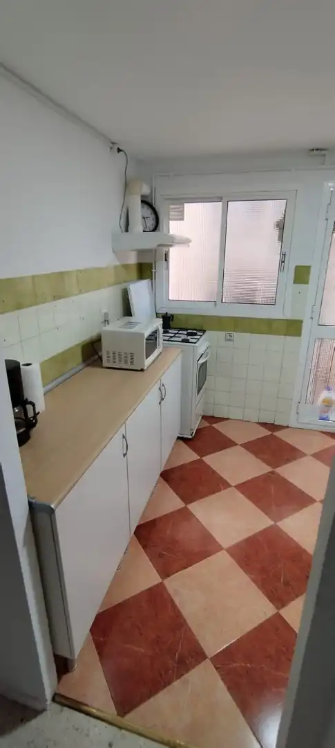 Habitación en Avenida de la Paz, 95, El Plantinar – Avda. La Paz - El Juncal Habitación en Avenida de la Paz, 95, El Plantinar – Avda. La Paz - El Juncal