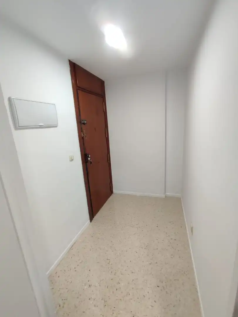 Habitación en Avenida de la Paz, 95, El Plantinar – Avda. La Paz - El Juncal Habitación en Avenida de la Paz, 95, El Plantinar – Avda. La Paz - El Juncal