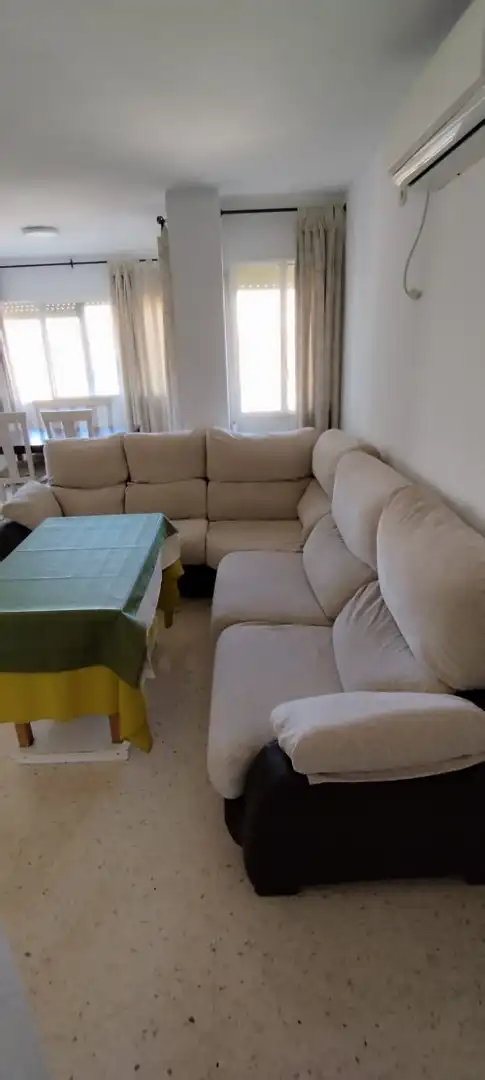 Habitación en Avenida de la Paz, 95, El Plantinar – Avda. La Paz - El Juncal Habitación en Avenida de la Paz, 95, El Plantinar – Avda. La Paz - El Juncal