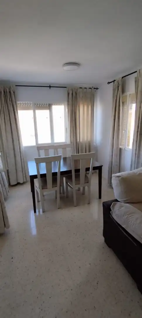 Habitación en Avenida de la Paz, 95, El Plantinar – Avda. La Paz - El Juncal Habitación en Avenida de la Paz, 95, El Plantinar – Avda. La Paz - El Juncal
