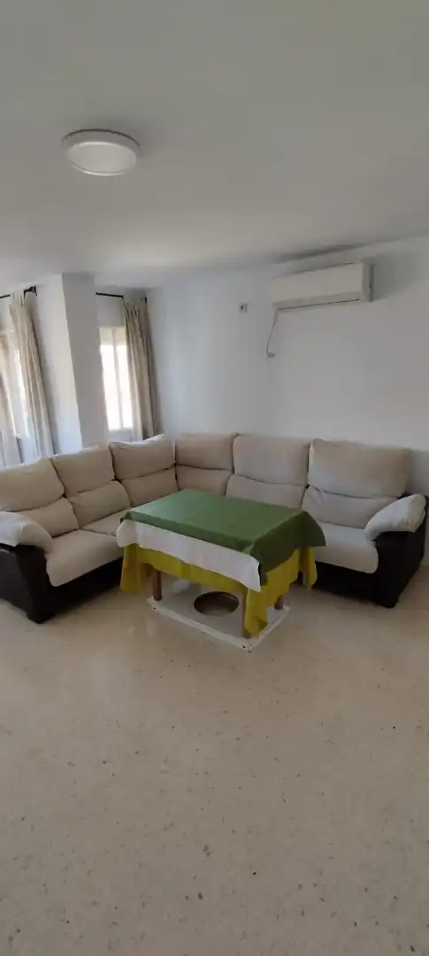 Habitación en Avenida de la Paz, 95, El Plantinar – Avda. La Paz - El Juncal Habitación en Avenida de la Paz, 95, El Plantinar – Avda. La Paz - El Juncal