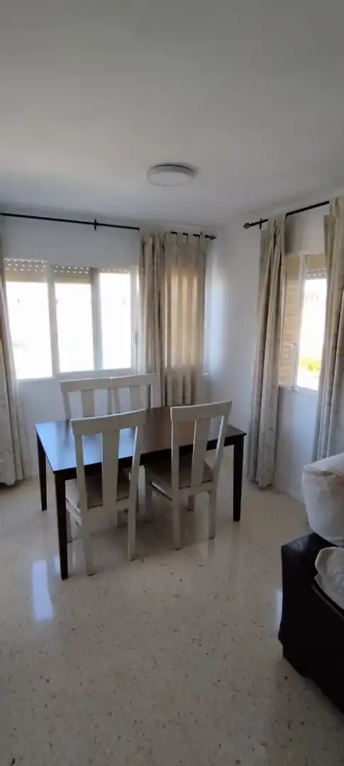 Habitación en Avenida de la Paz, 95, El Plantinar – Avda. La Paz - El Juncal Habitación en Avenida de la Paz, 95, El Plantinar – Avda. La Paz - El Juncal