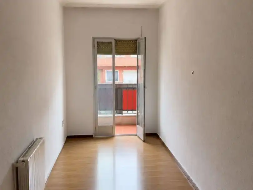 Piso en venta en Calle de los Cacereños, 41, Villaverde Alto Terraza de Piso en venta en Madrid con Terraza