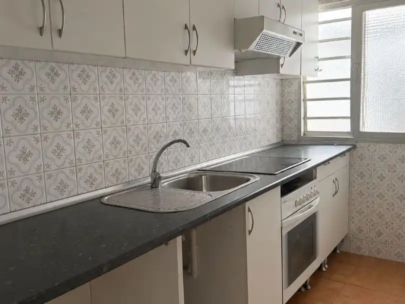 Piso en venta en Calle de los Cacereños, 41, Villaverde Alto Cocina de Piso en venta en Madrid con Terraza