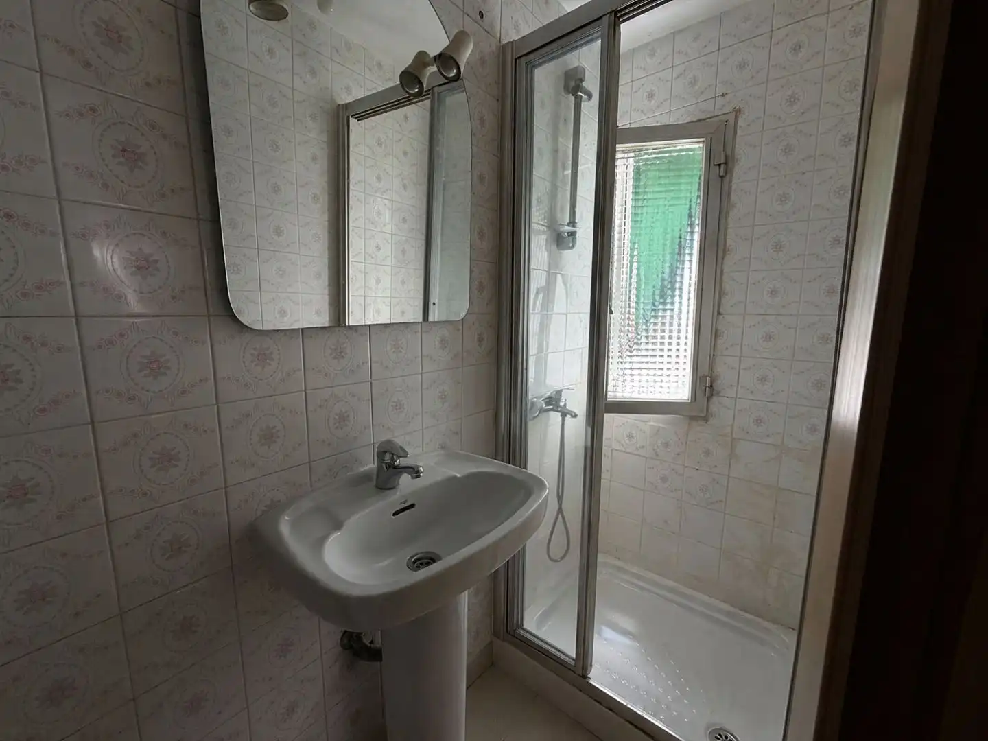 Piso en venta en Calle de los Cacereños, 41, Villaverde Alto Baño de Piso en venta en Madrid con Terraza