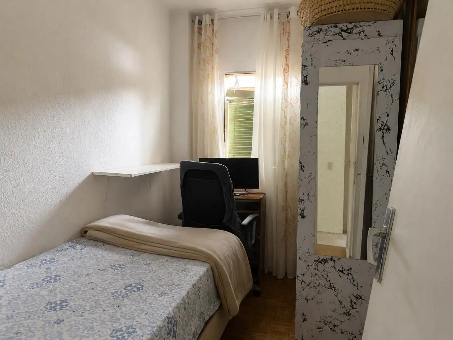 Piso en venta en Calle de los Cacereños, 41, Villaverde Alto Habitación de Piso en venta en Madrid con Terraza