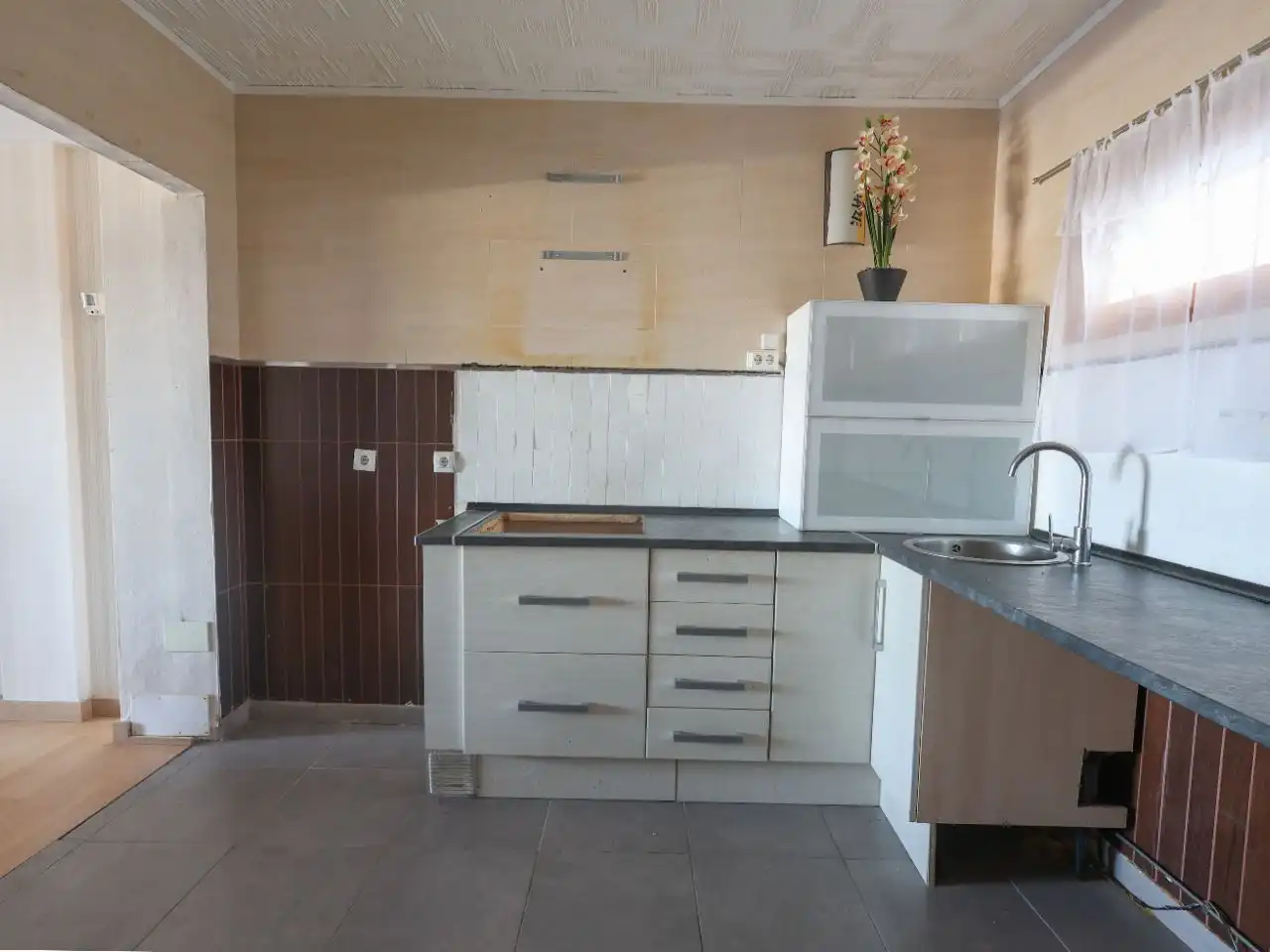 Casa adosada en venda a Calle Atajillo, 8, Felix Cuina de Casa adosada en venda en Felix amb Aire condicionat