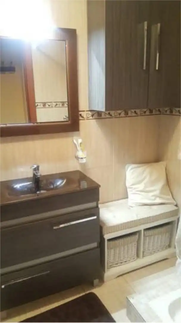 Baño de Piso de alquiler en Monachil con Calefacción y Amueblado