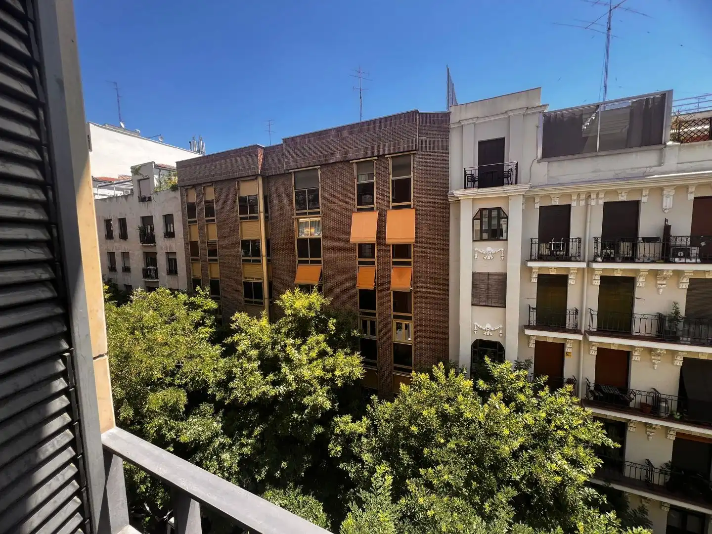 Flat for rent in Calle del General Pardiñas, 43, Lista Exterior view of Flat for rent in Madrid with Air Conditioner, Heating and Storage room