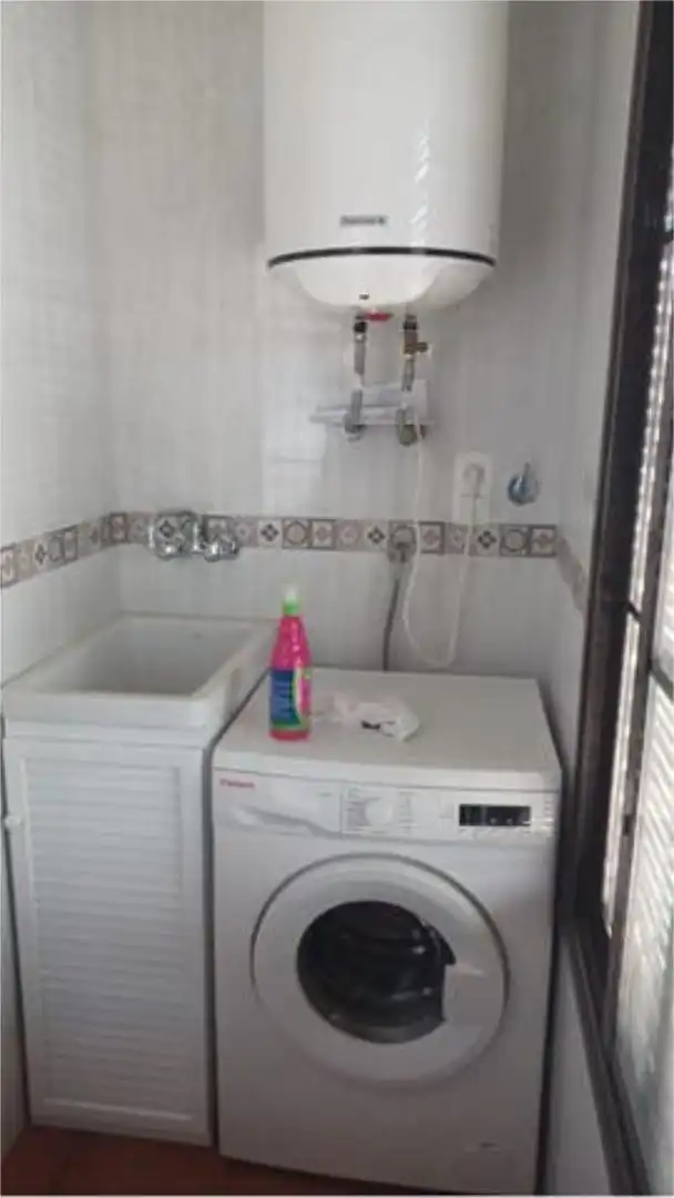 Piso de alquiler en Cueva de Menga Baño de Piso de alquiler en Antequera