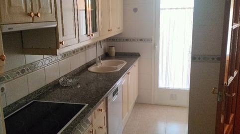 Piso de alquiler en Calle Gredos, 7, Ruta de la Plata, Cáceres Capital - imagen 5 Foto 5 de Piso de alquiler en Calle Gredos, 7, Ruta de la Plata, Cáceres Capital