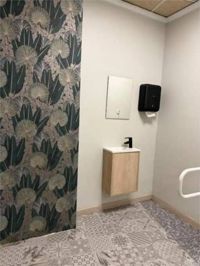 Local de alquiler en El Perelló Baño de Local de alquiler en Sueca con Aire acondicionado