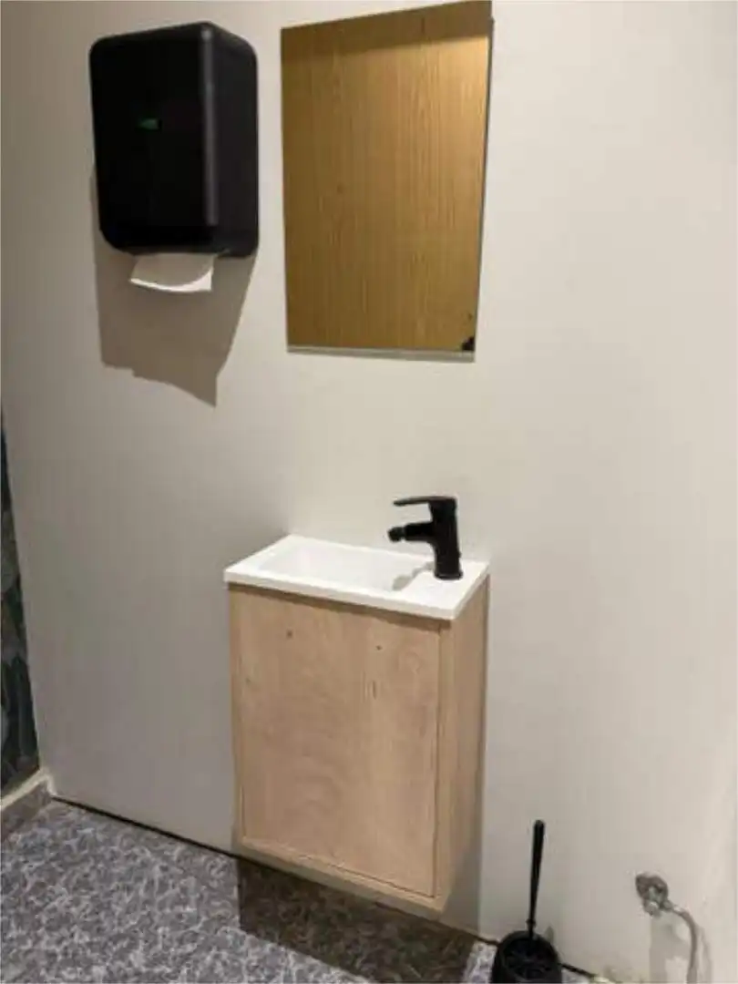 Local de alquiler en El Perelló Baño de Local de alquiler en Sueca con Aire acondicionado