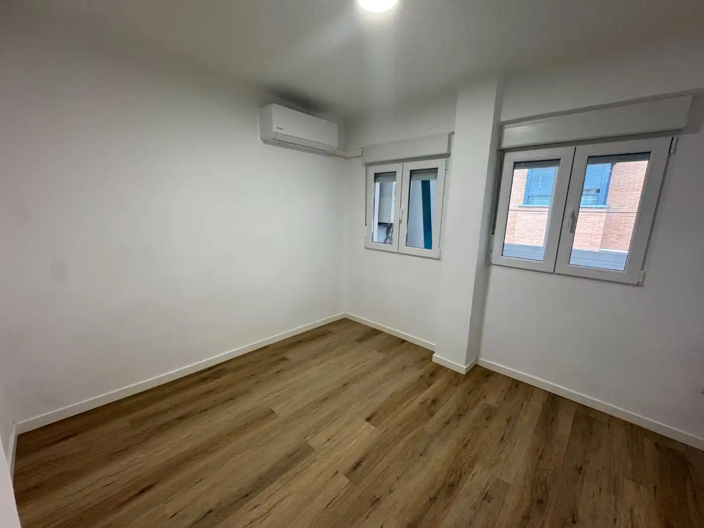 Piso en venta en Calle de San Meliton, 17, Vista Alegre Piso en venta en Madrid con Aire acondicionado, Calefacción y Parquet