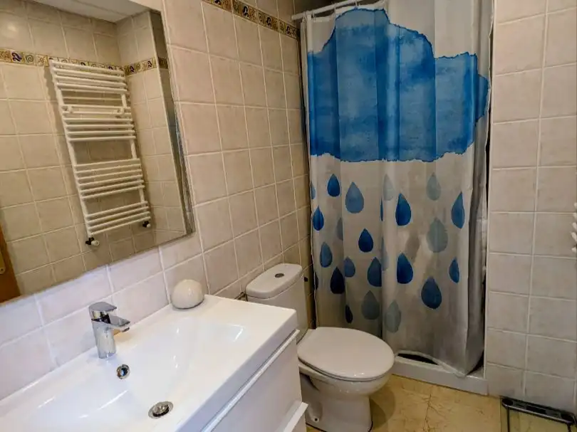 Casa adosada en venta en La Planilla Baño de Casa adosada en venta en Ronda con Aire acondicionado y Balcón
