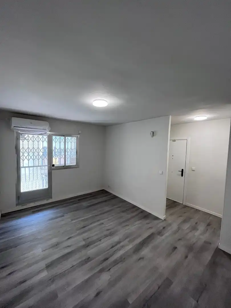 Flat for sale in Calle Baja de la Iglesia, 13, Aravaca Bedroom of Flat for sale in Madrid with Air Conditioner and Furnished
