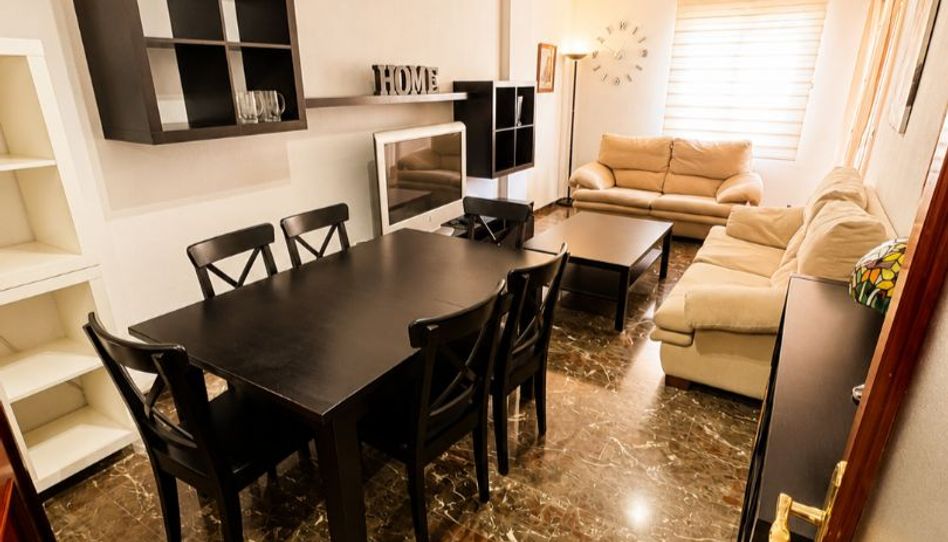 Flat for sale in Calle de Extremadura, 1, Renfe - Bulevar 1ª y 2ª Fase, Jaén Capital - image 1 Photo 1 of Flat for sale in Calle de Extremadura, 1, Renfe - Bulevar 1ª y 2ª Fase, Jaén Capital