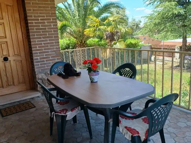 Terrassa de Casa o xalet en venda en Paracuellos de Jarama amb Aire condicionat, Calefacció i Jardí privat