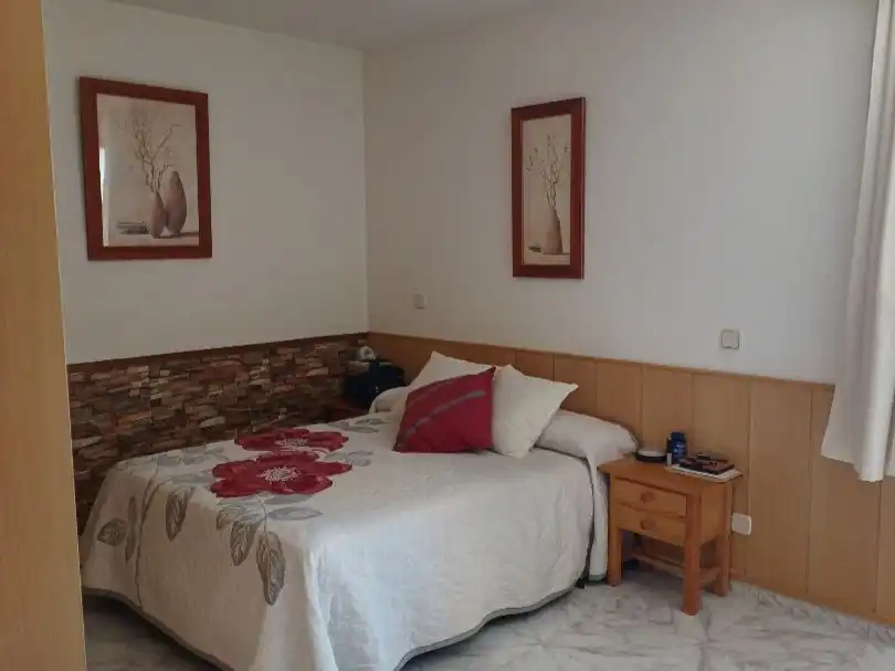 Dormitori de Casa o xalet en venda en Paracuellos de Jarama amb Aire condicionat, Calefacció i Jardí privat