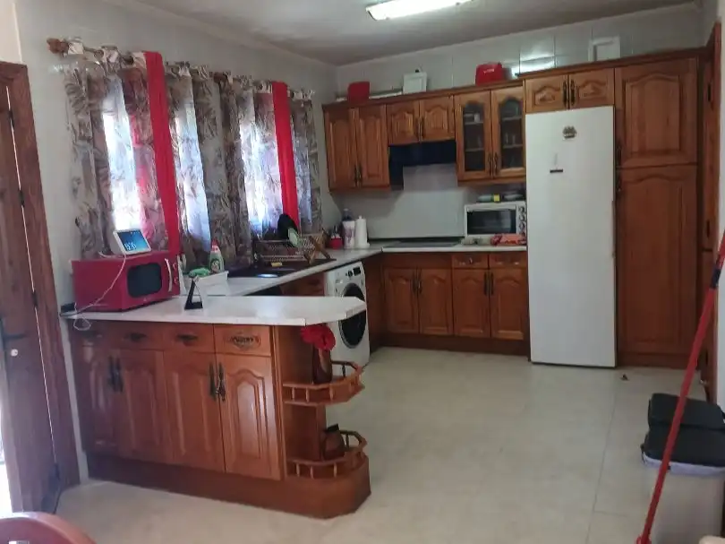 Cuina de Casa o xalet en venda en Paracuellos de Jarama amb Aire condicionat, Calefacció i Jardí privat