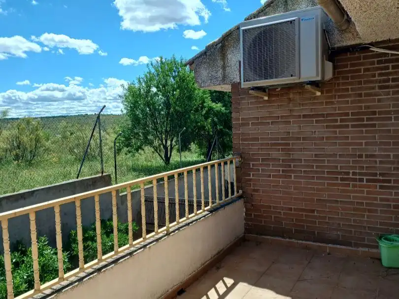 Terrassa de Casa o xalet en venda en Paracuellos de Jarama amb Aire condicionat, Calefacció i Jardí privat